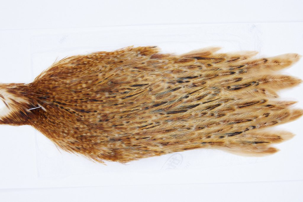 2836 Hebert Hen Cape Medium Ginger