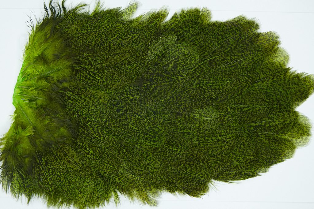 2701 Cog De Leon Hen Saddle Speckled Fl. Green Chartreuse