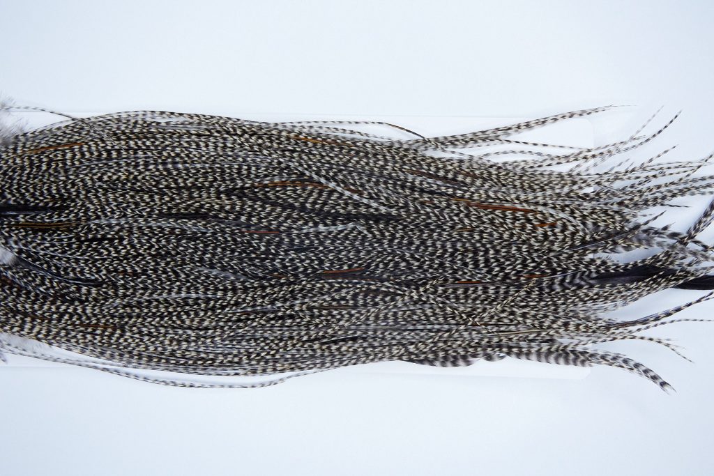 3780 Heritage Dry Fly Hackle, 3 Grade Rooster Saddle Grizzly Variant Ties Size 14-16