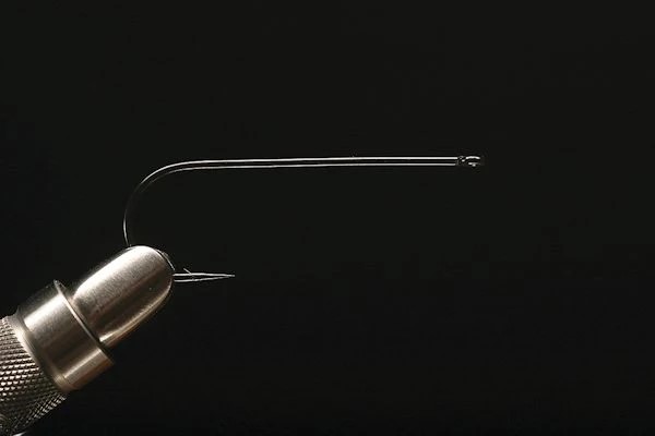 Daiichi 2461 straight eye streamer hook.