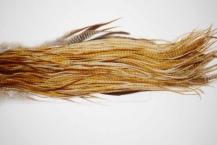 4574 Hebert Dry Fly Hackle Gold Grade Rooster Saddle Barred Dark Ginger Ties Size 12-14