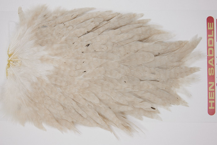 WHS8 Whiting Wet Fly Hen Saddle Pale Watery Dun