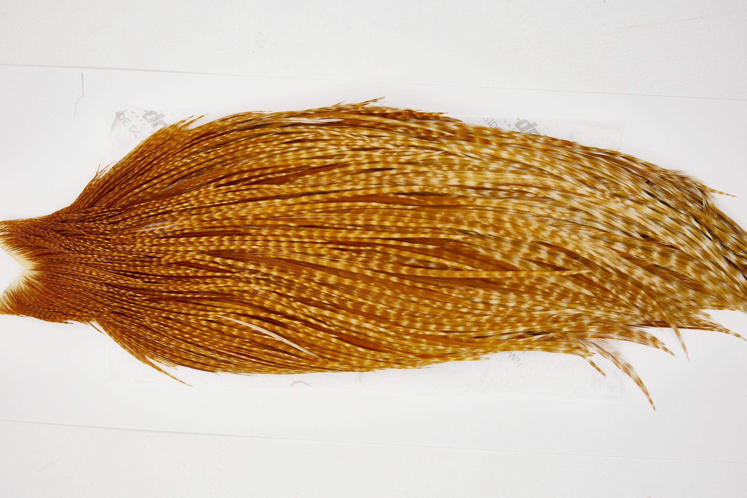 11600 Beaverkill Dry Fly Hackle Rooster Saddle Barred Ginger Ties Size 8-22