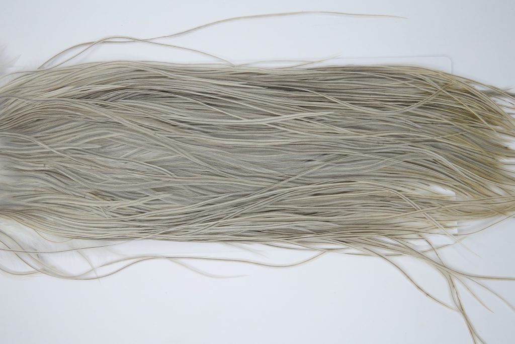 12008 Hebert Dry Fly Hackle Silver Grade Rooster Saddle Light Grey Dun Ties Size 12-16