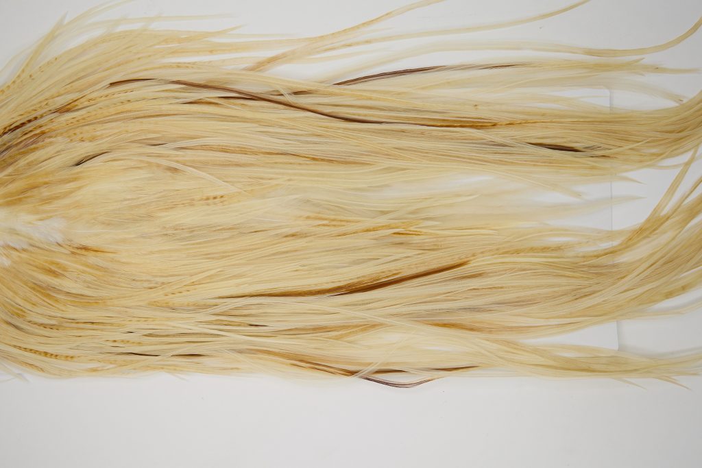 12100 Hebert Dry Fly Hackle Pro Grade Rooster Saddle Light Ginger Ties Size 12-16